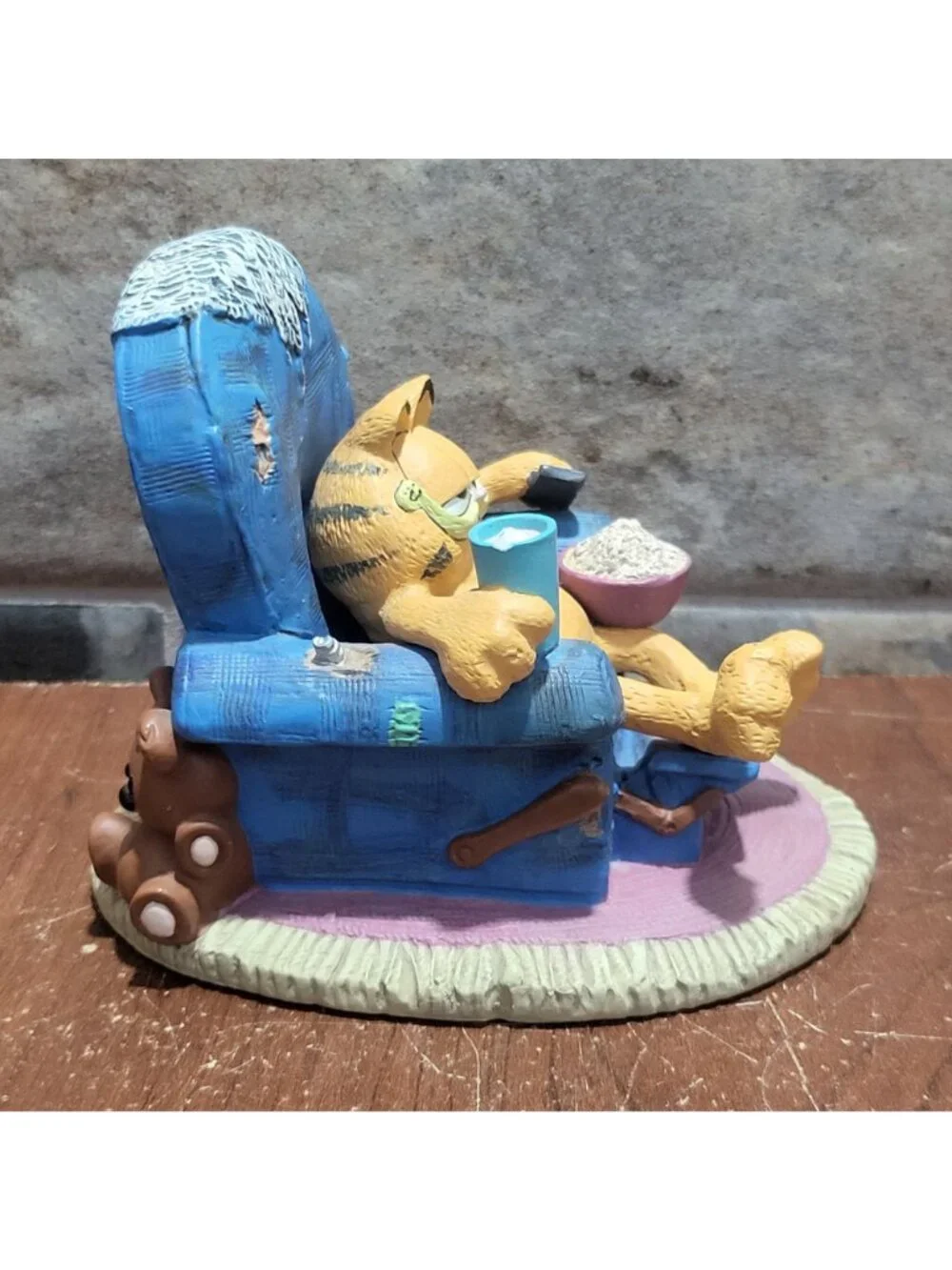 Vintage Danbury Mint Garfield Figurine Sittin Pretty 1992